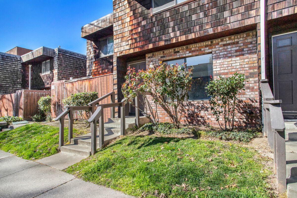 1771 Laguna Street #9