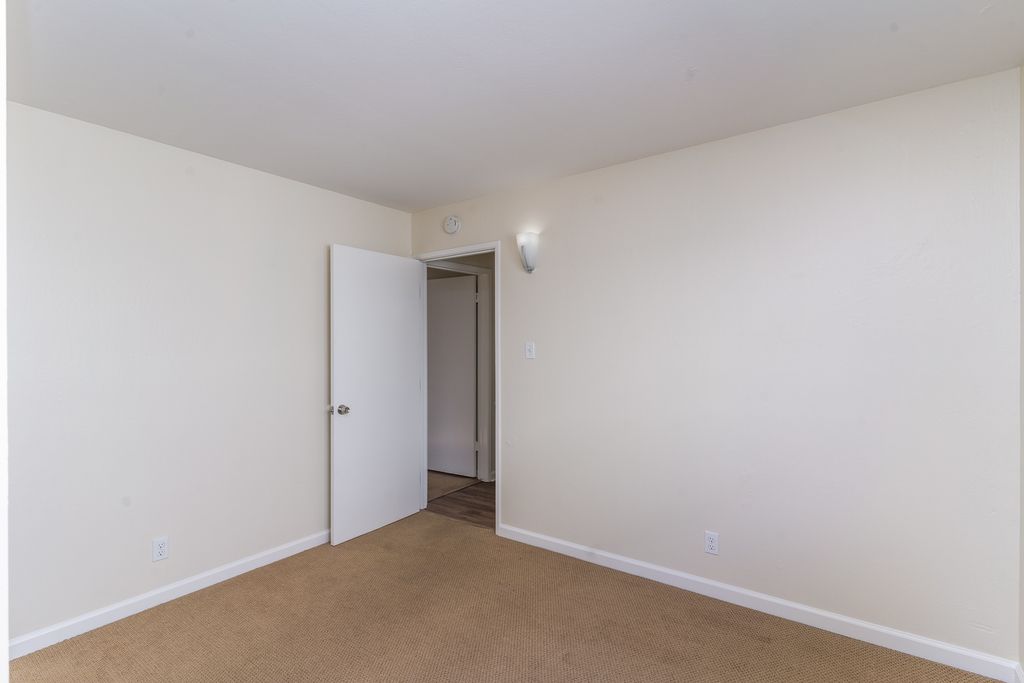 1576 Buena Vista Ave #C