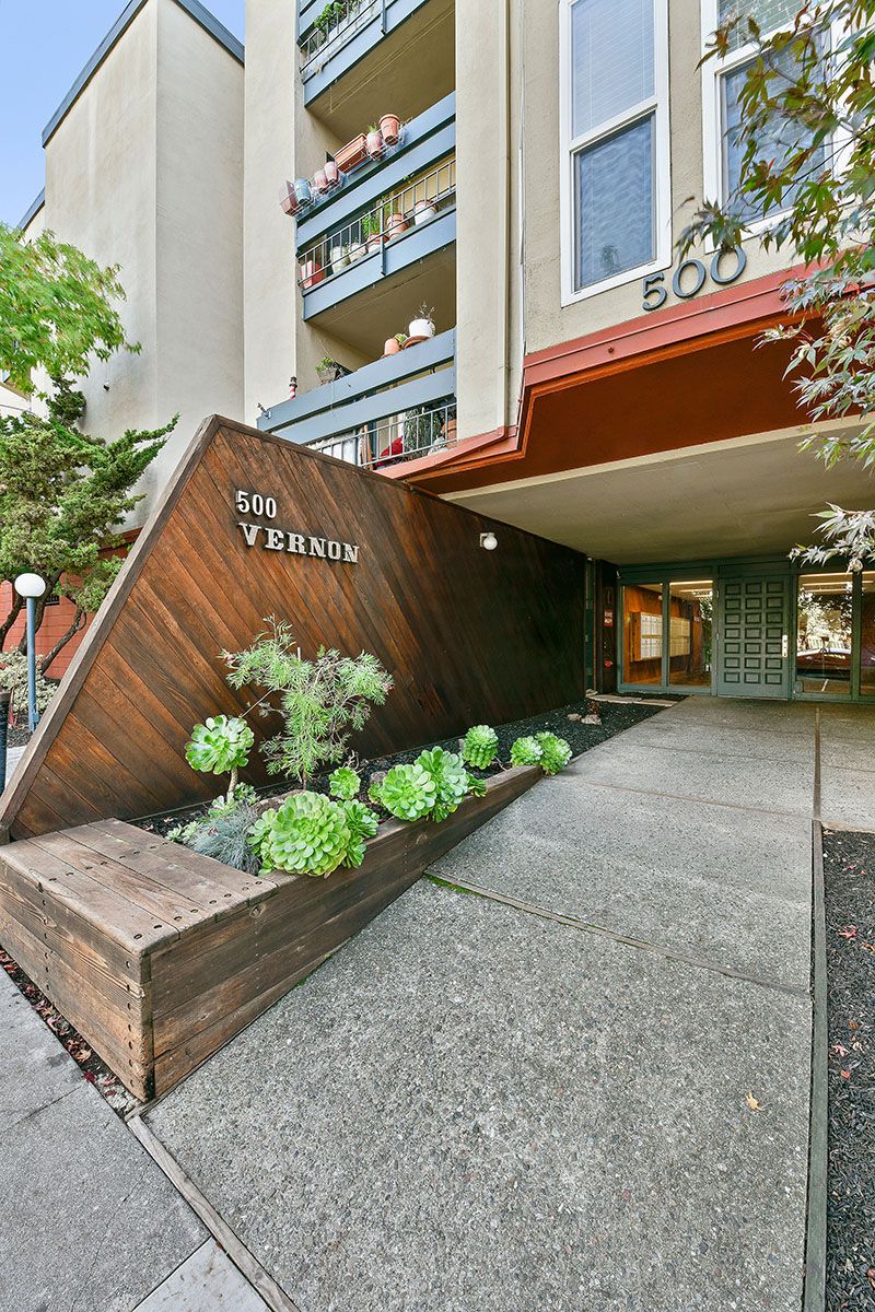 500 Vernon Street #211