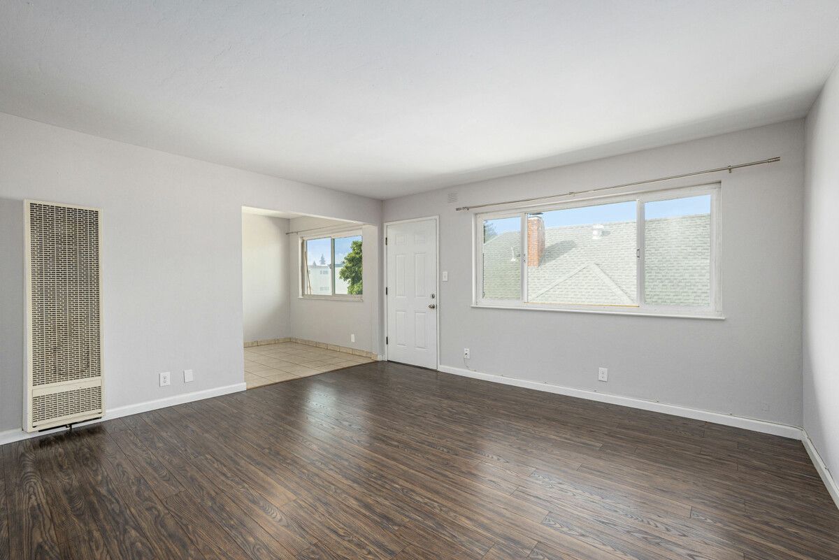 2136 Lincoln Avenue #L