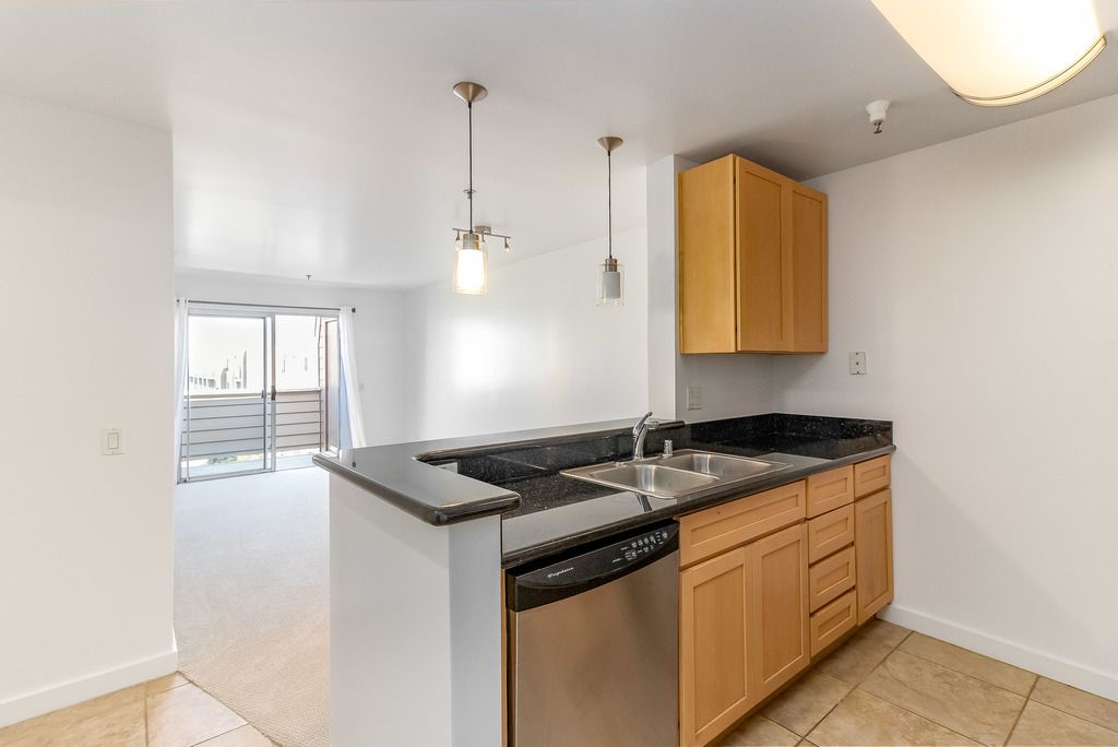 6400 Christie Ave #504