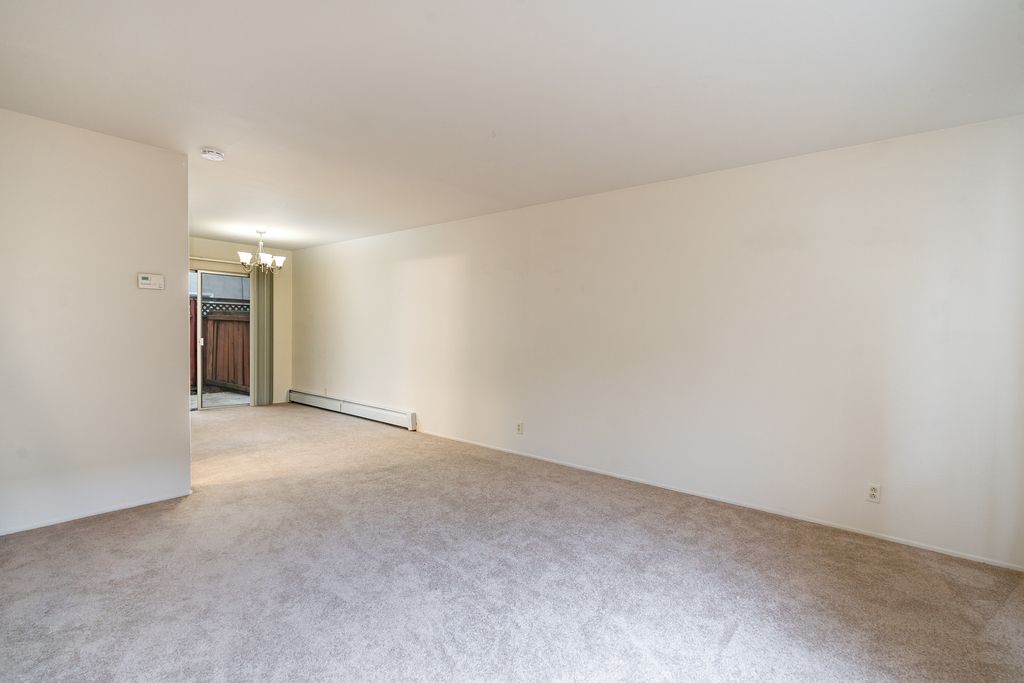 2229 Clinton Ave #C