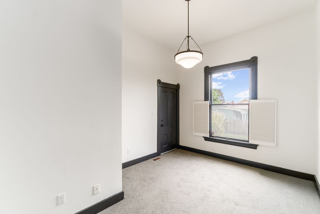 1418 5th Street