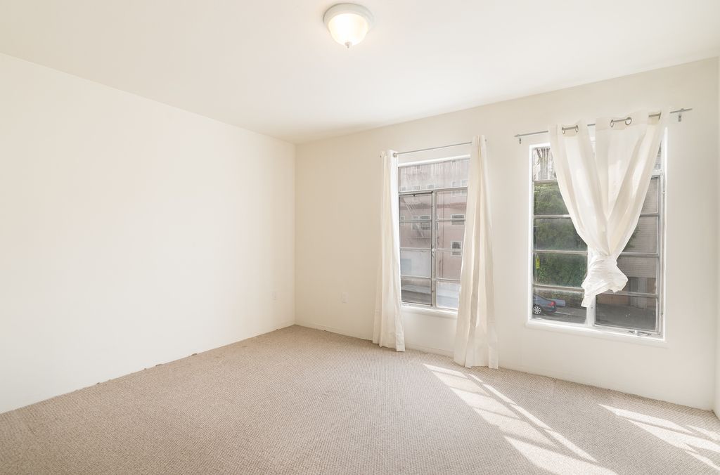 3009 Park Blvd #2
