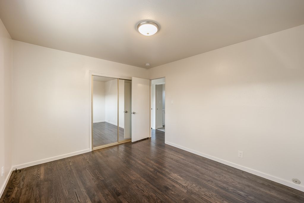 265 Flint Ct #2