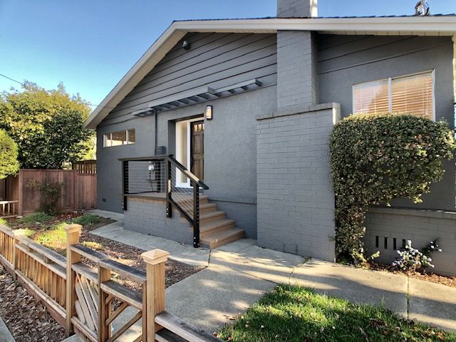 1401 Versailles #A