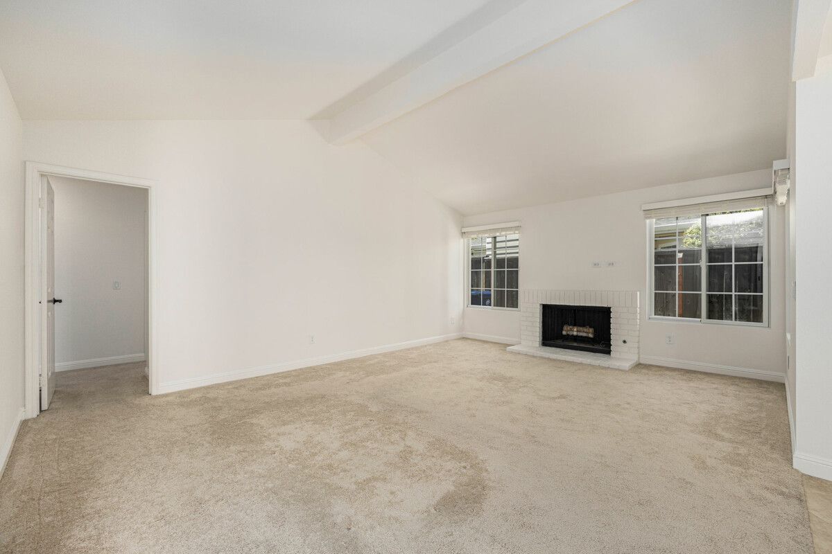 139 Weymouth Ct