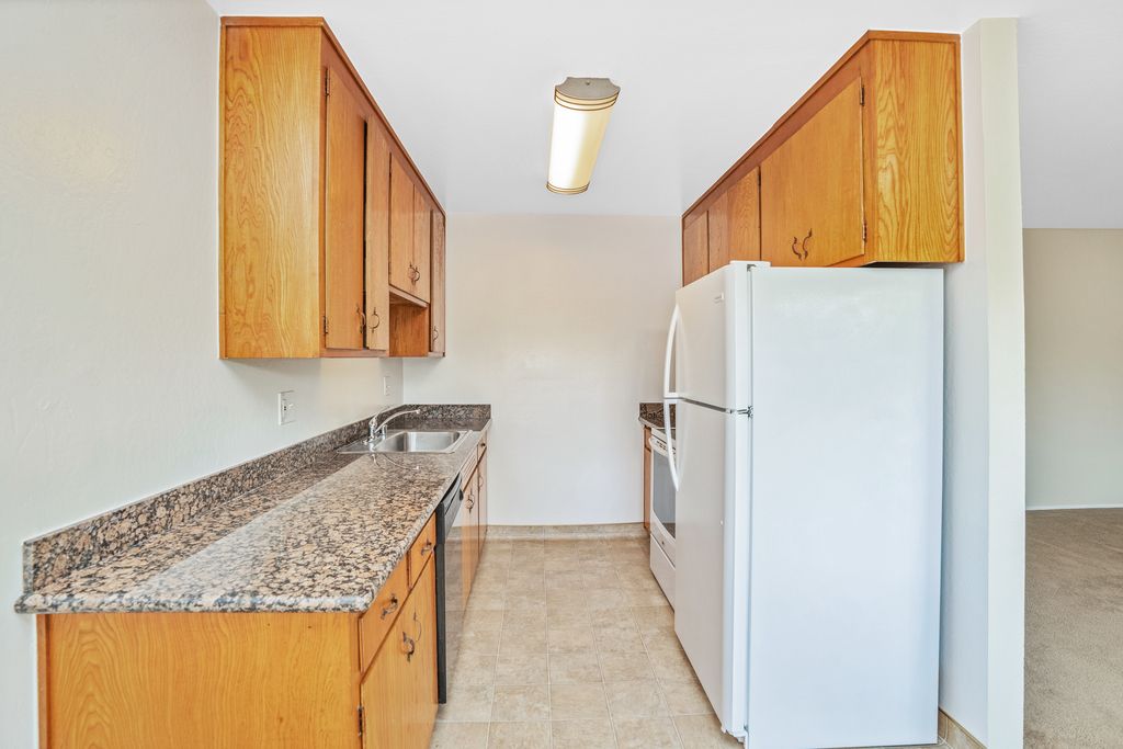 2622 Central Ave #D