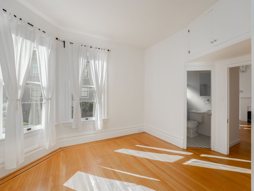 2103 Clinton Avenue #A