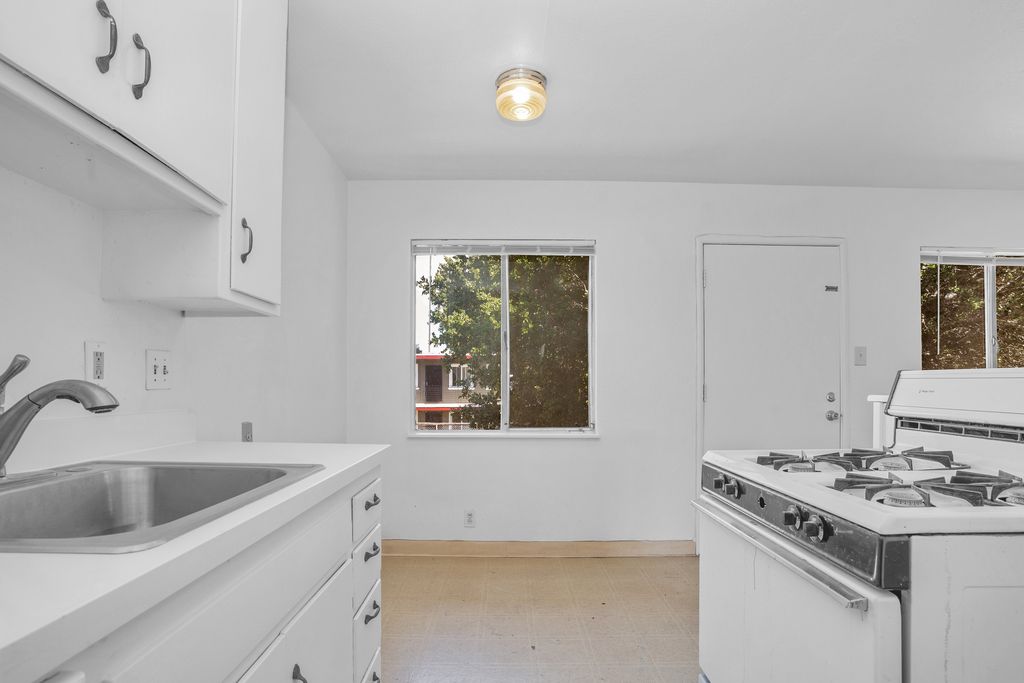 2256 Pacific Ave #K 