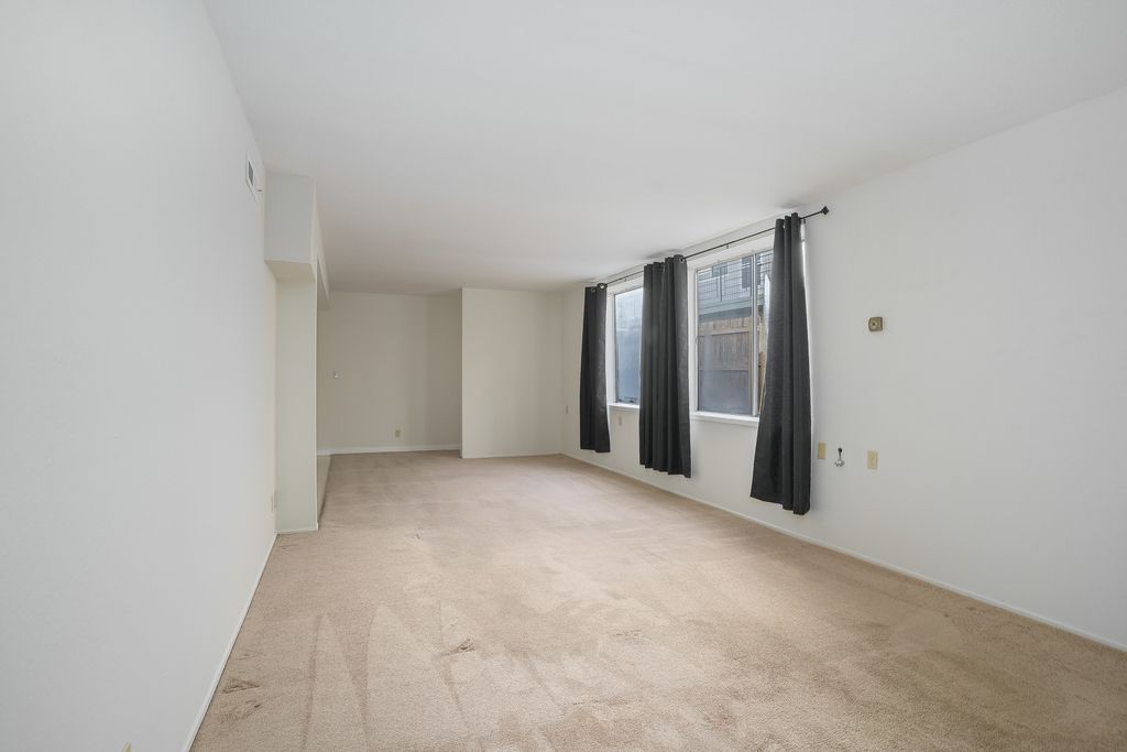 1526 Verdi St. #A