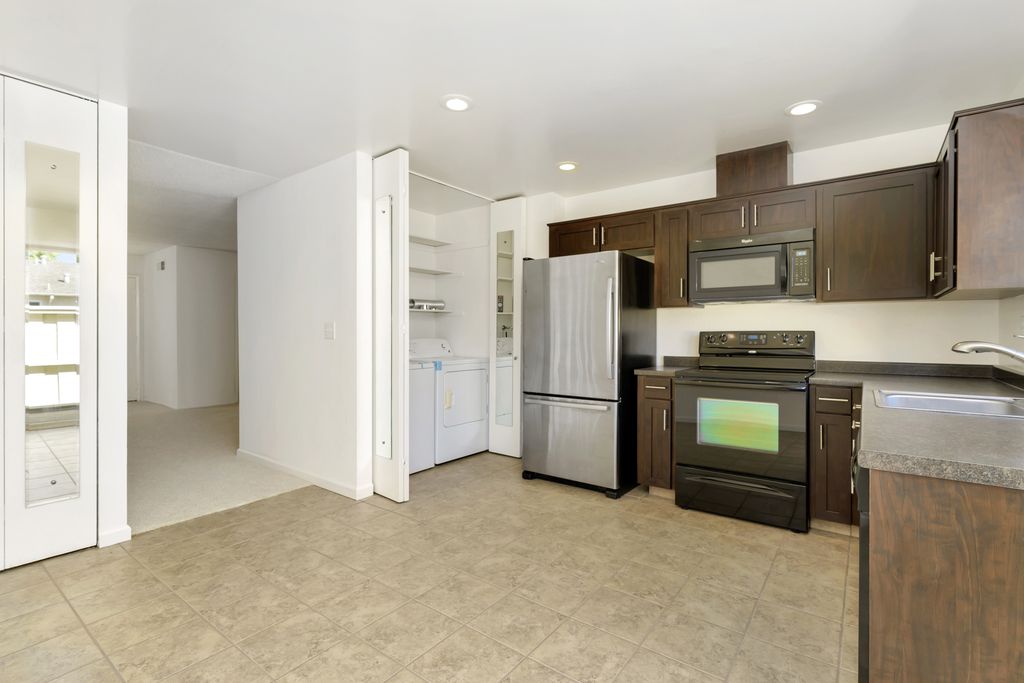 2466 Fairway Drive 