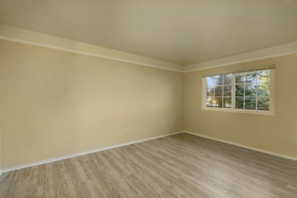 2045 Santa Clara Ave #D