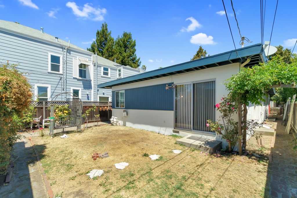 837 San Antonio Ave #A