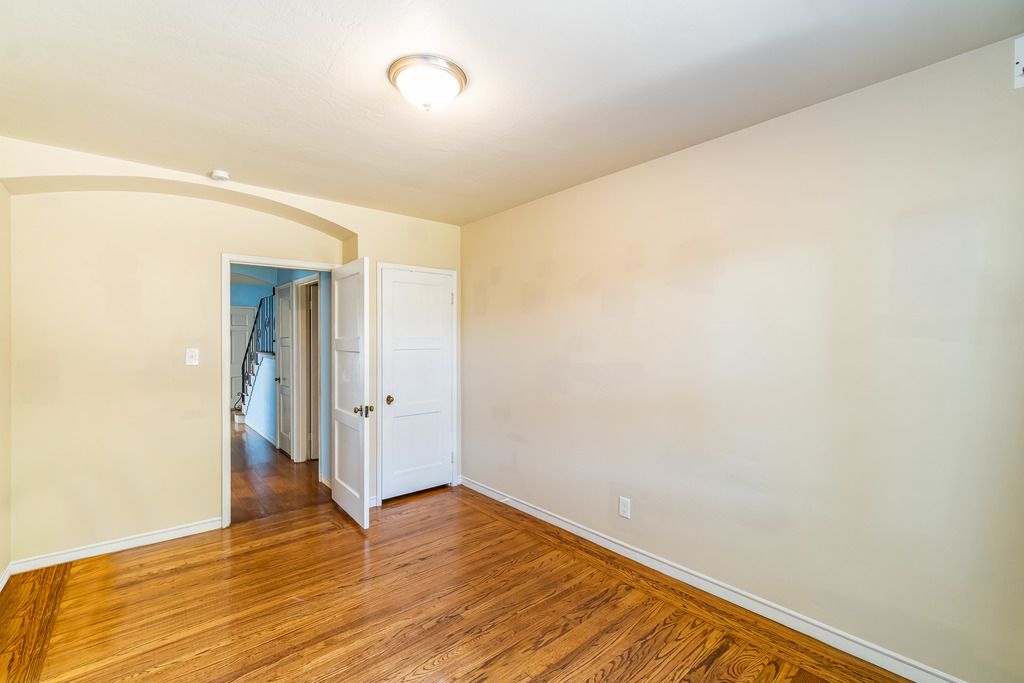 123 Santa Clara Ave