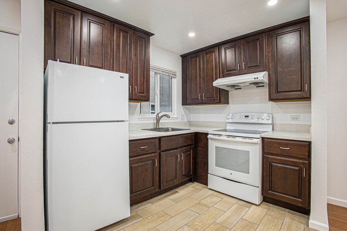 137 Montecito Ave #204