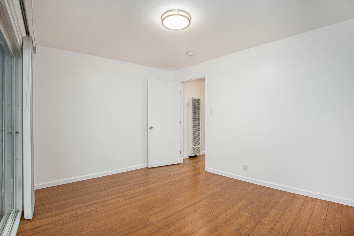 137 Montecito Ave #204