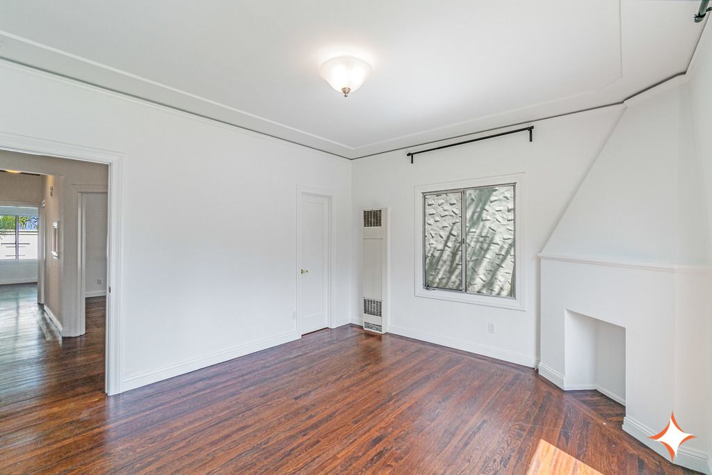 1415 Grand Street