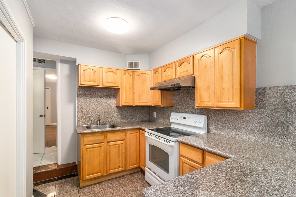 1303 Walnut Street