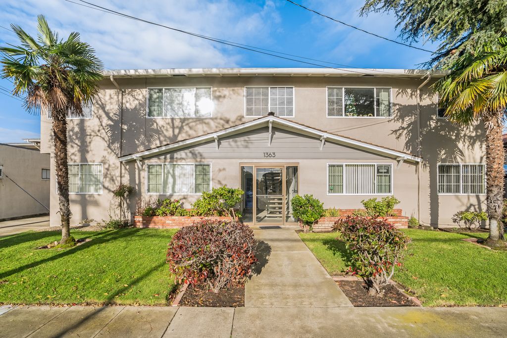 1363 High Street #C