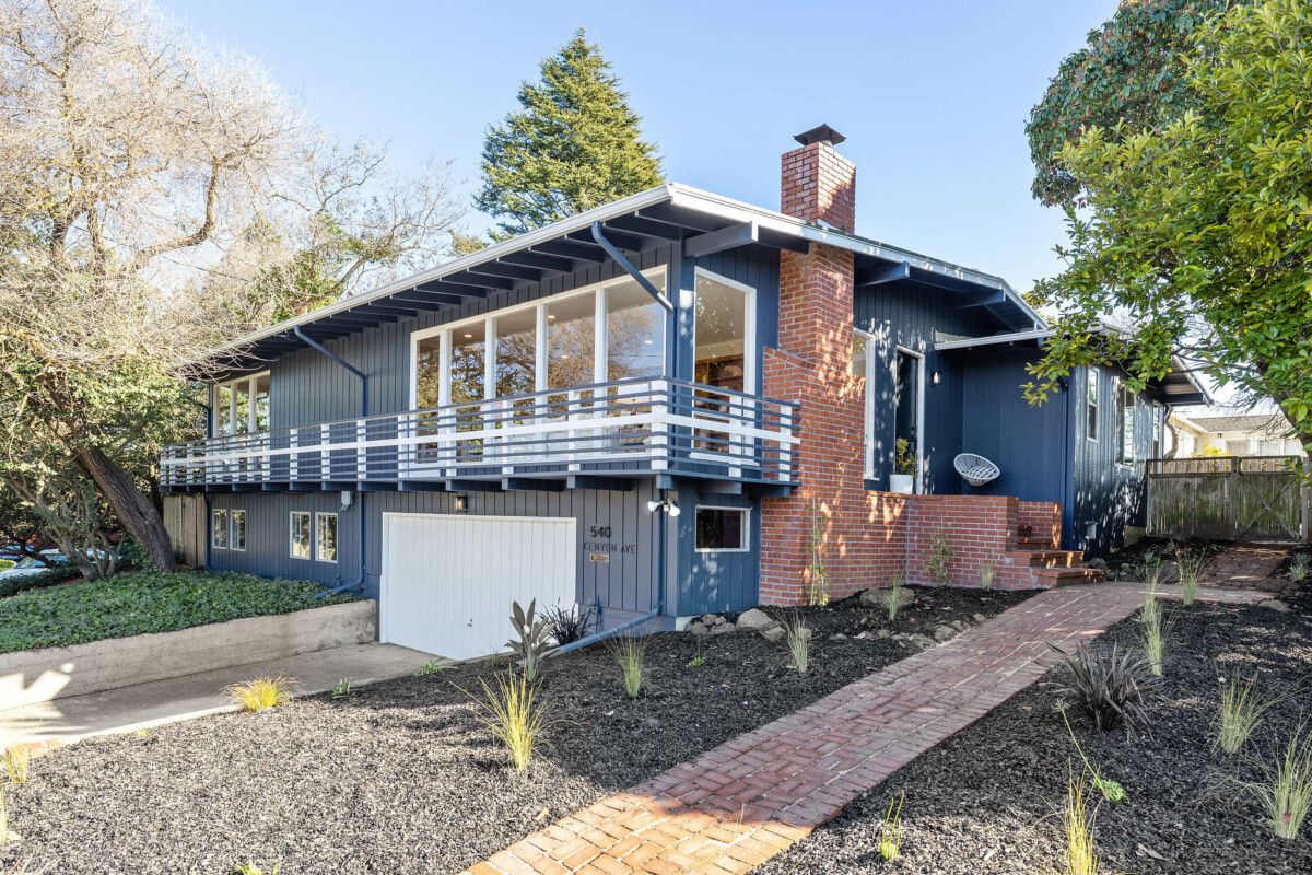 540 Kenyon Avenue
