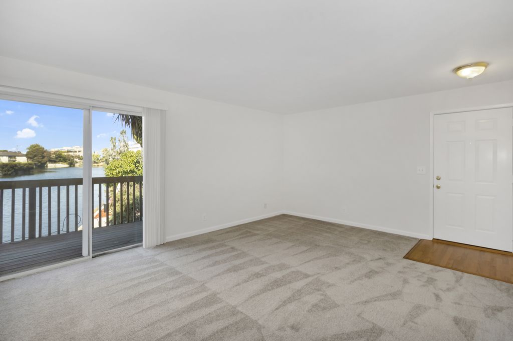 863 Walnut St. #D