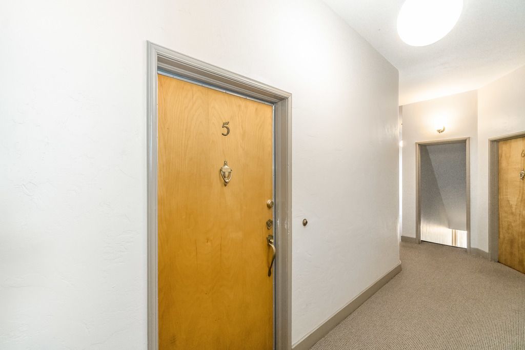 2001 Alameda Ave #5