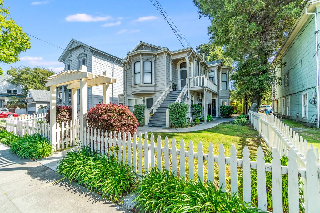 1620 Santa Clara Ave