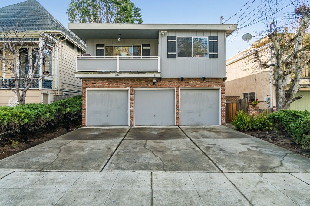 1170 Park Ave