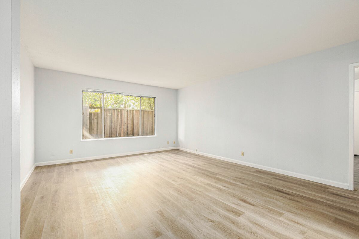 1529 Saint Charles St. #B