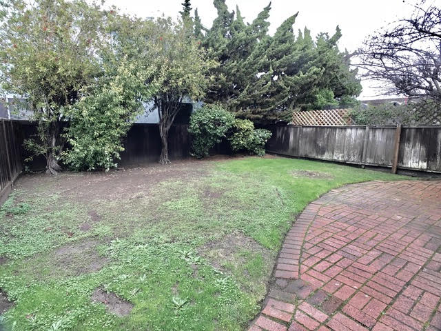 2713 Bayview Drive
