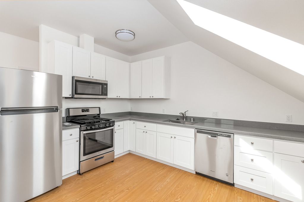 873 Laurel Street #D