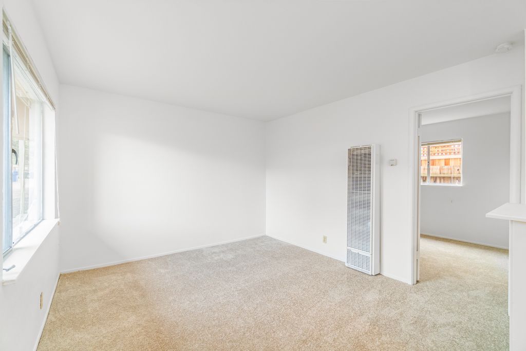 2256 Pacific Ave #B