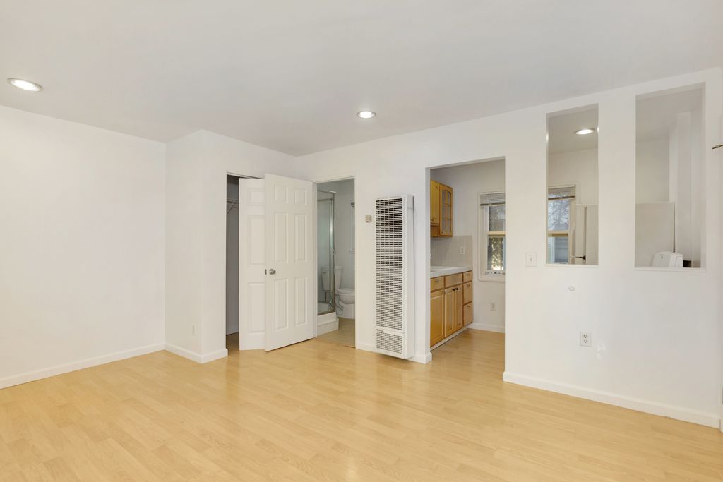 2149 Santa Clara Ave  #H