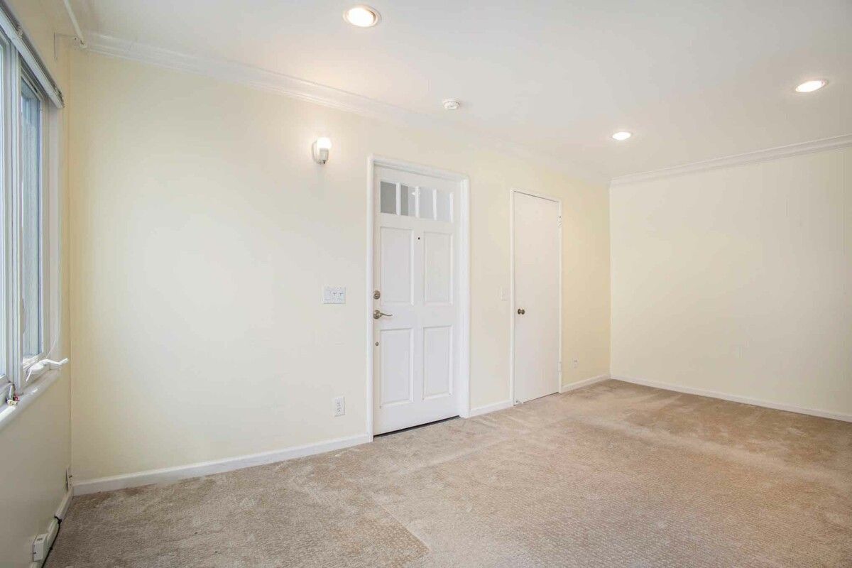 2149 Santa Clara Ave #K