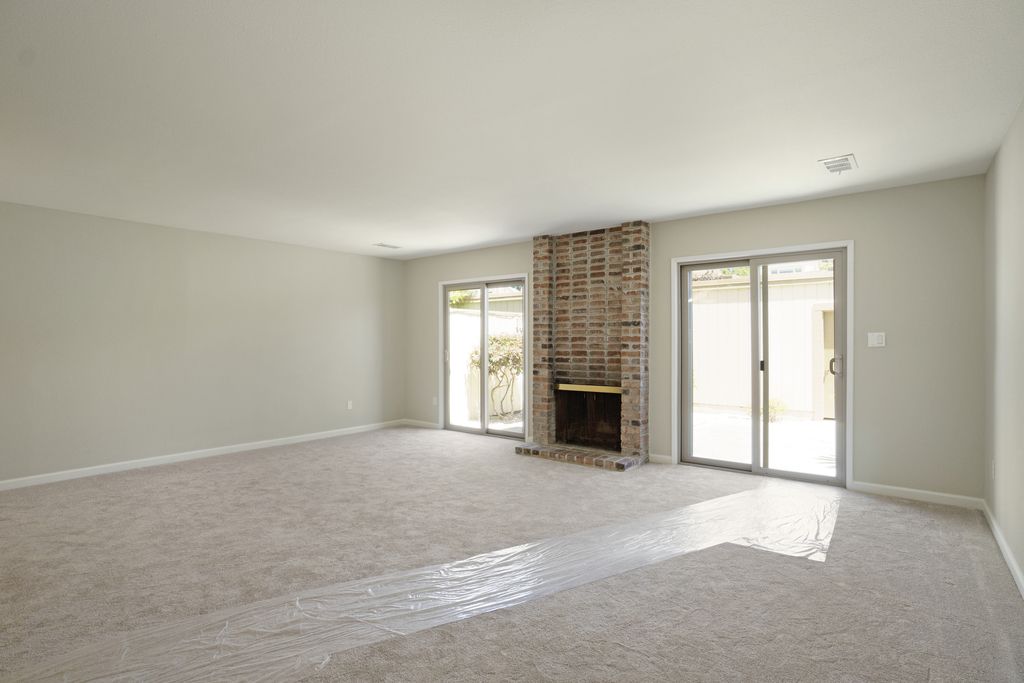 3229 Santa Cruz Lane 