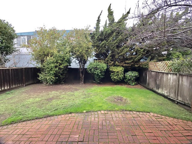 2713 Bayview Drive