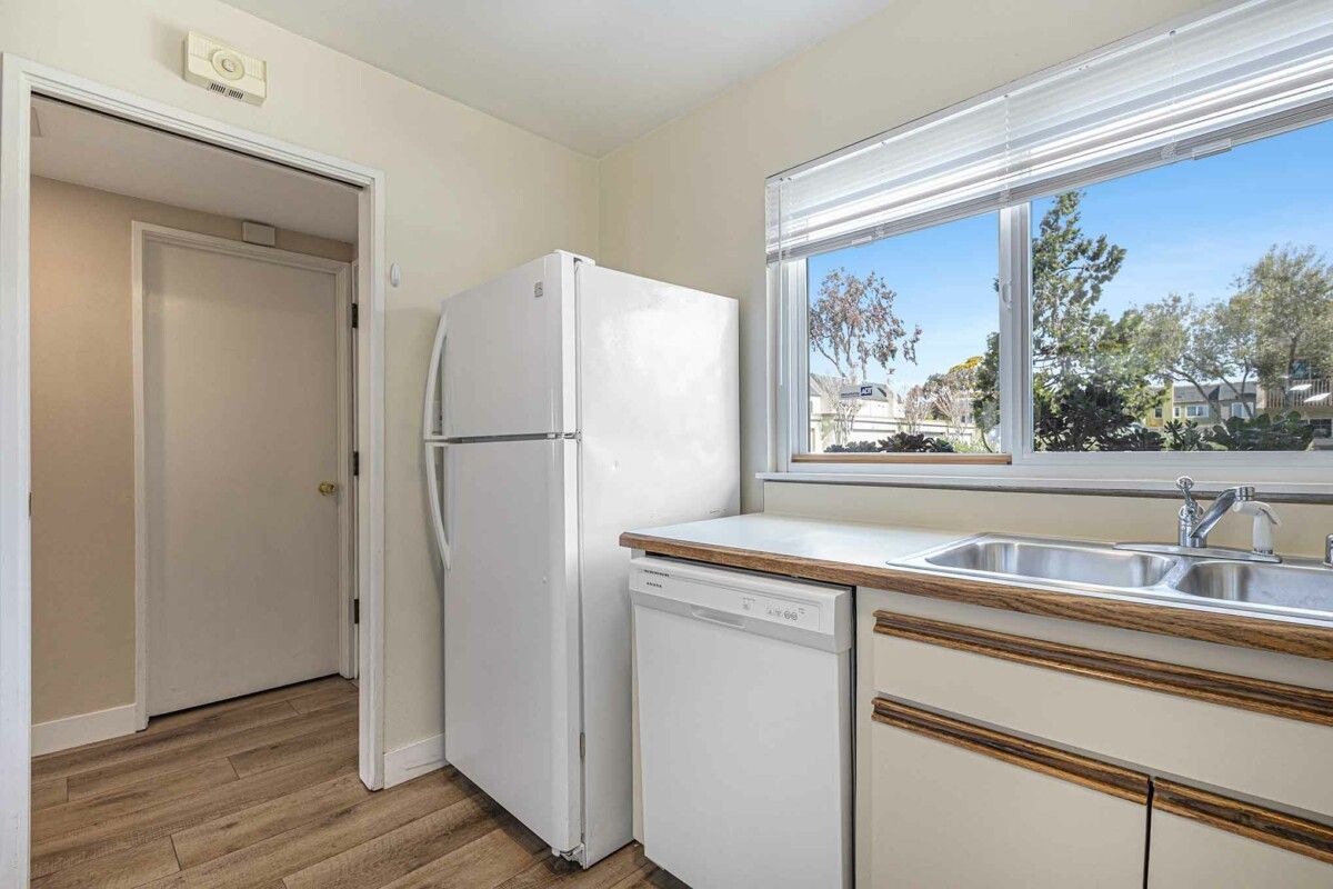 3109 El Paseo