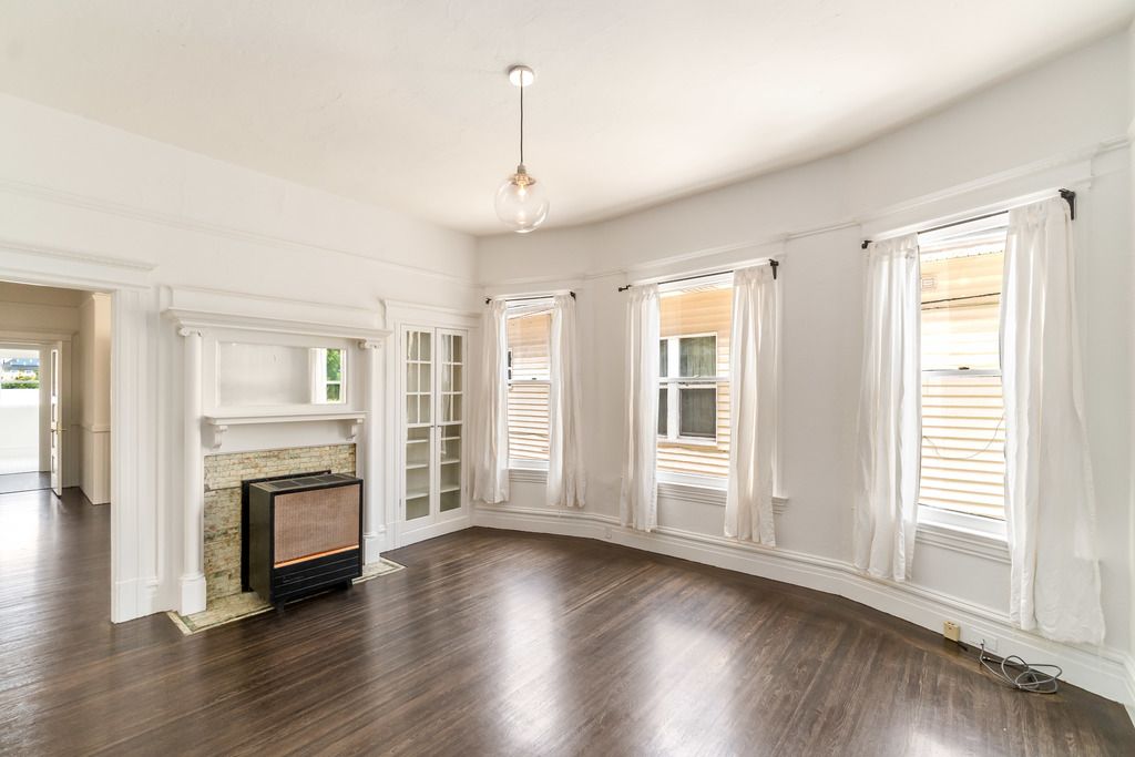 1525 Broadway #1