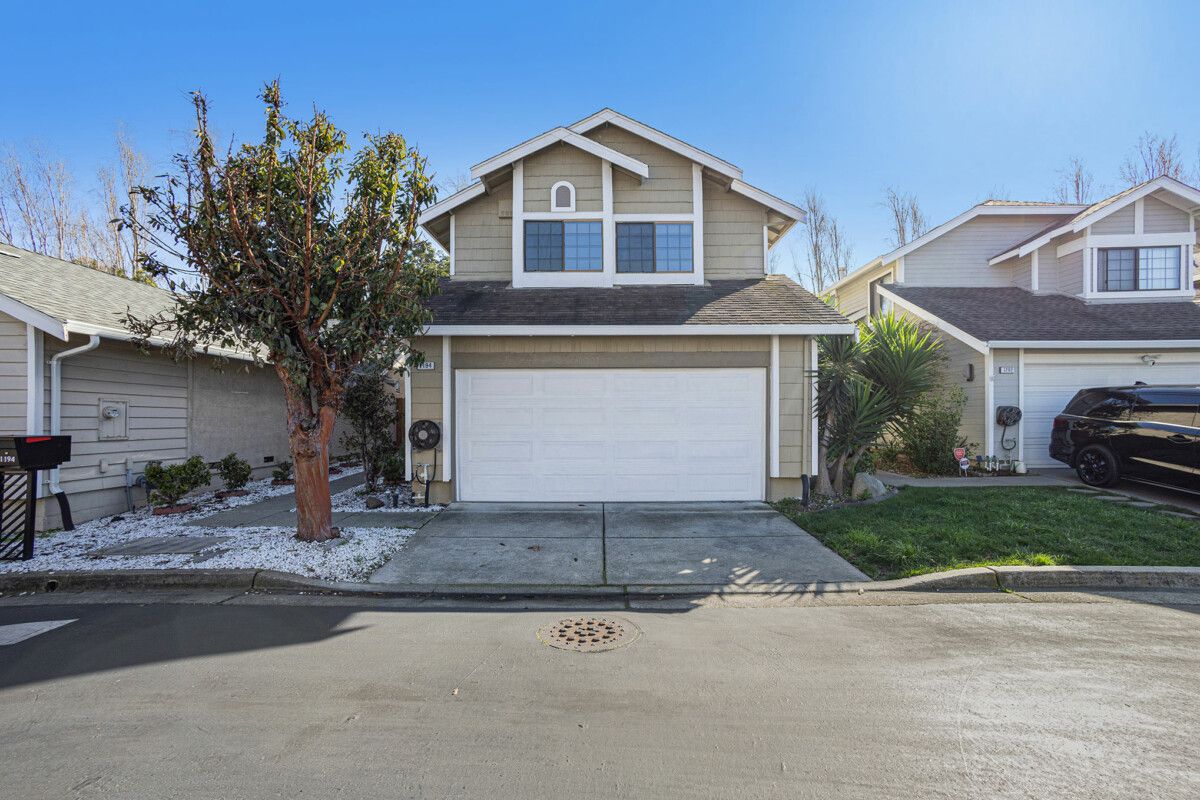 1194 Silva Lane 