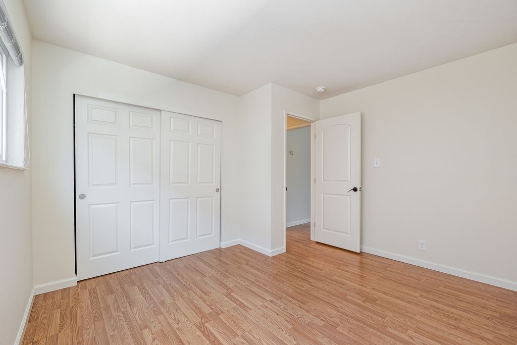 2136 Lincoln Ave #H