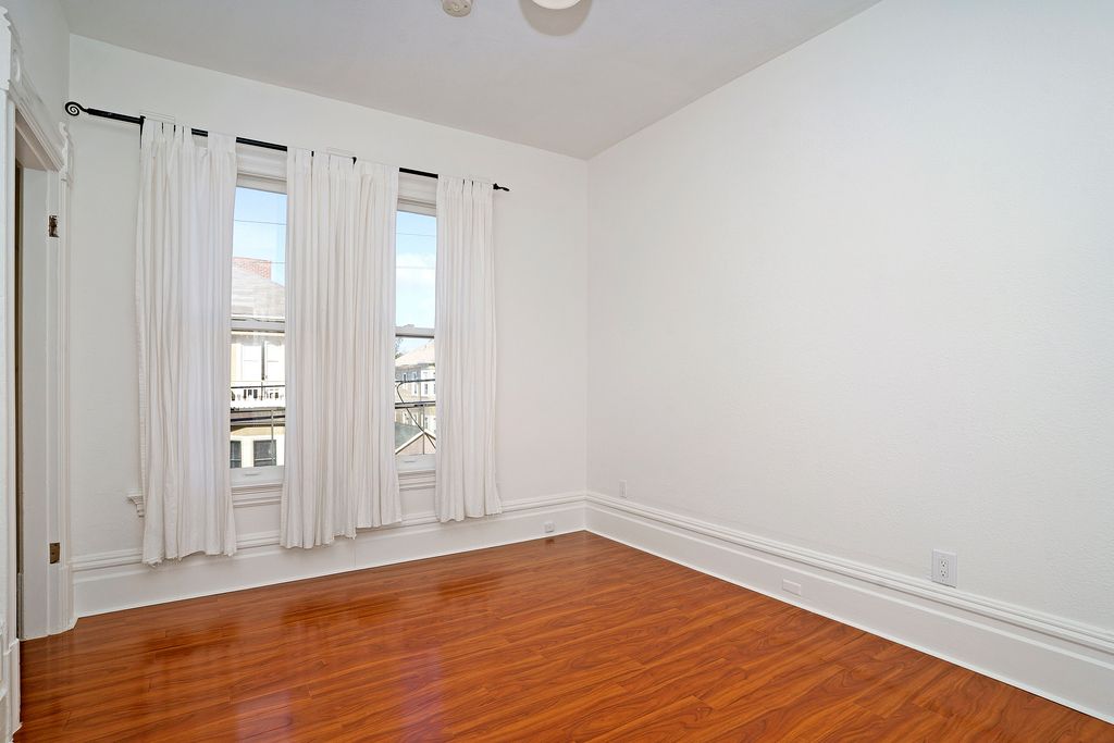 2103 Clinton Avenue  #E
