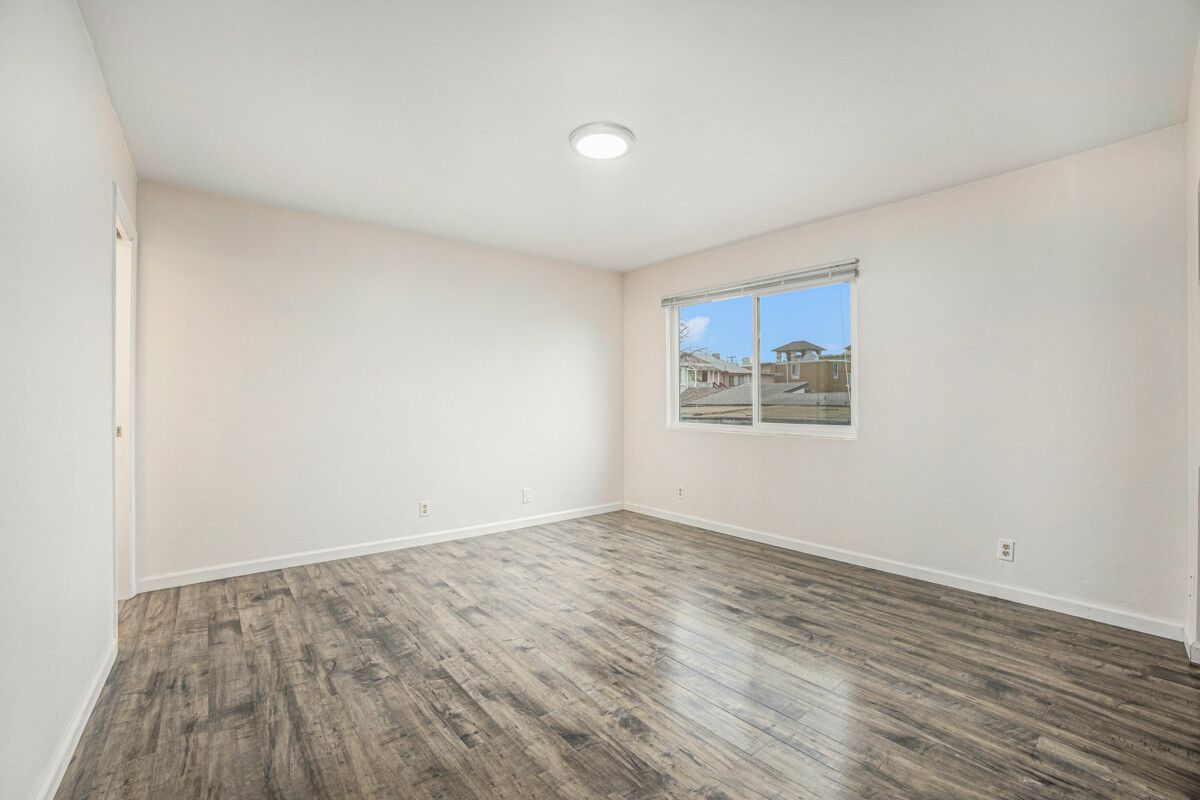 336 E. 15th Street #3