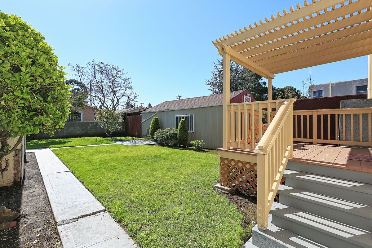 2654 Ritchie Street