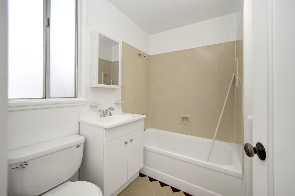 221 Pacific Ave #2 