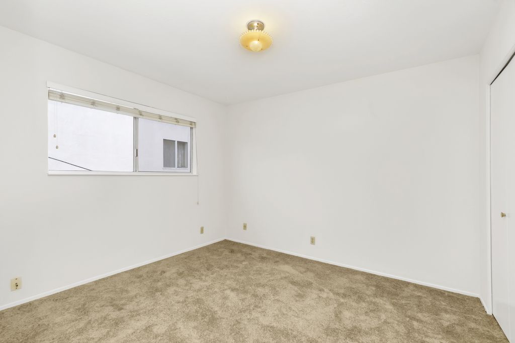 1336 Broadway #C