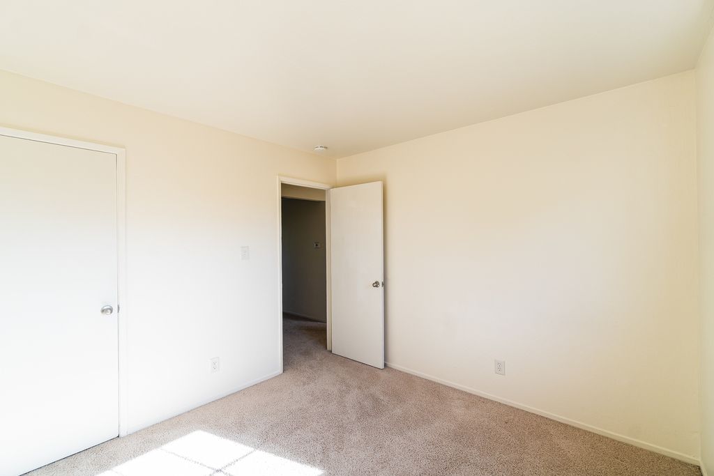 2045 Santa Clara Ave 