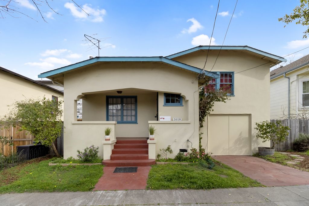1618 Saint Charles Street 