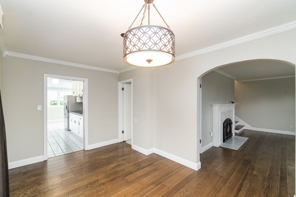 2807 Windsor Dr.