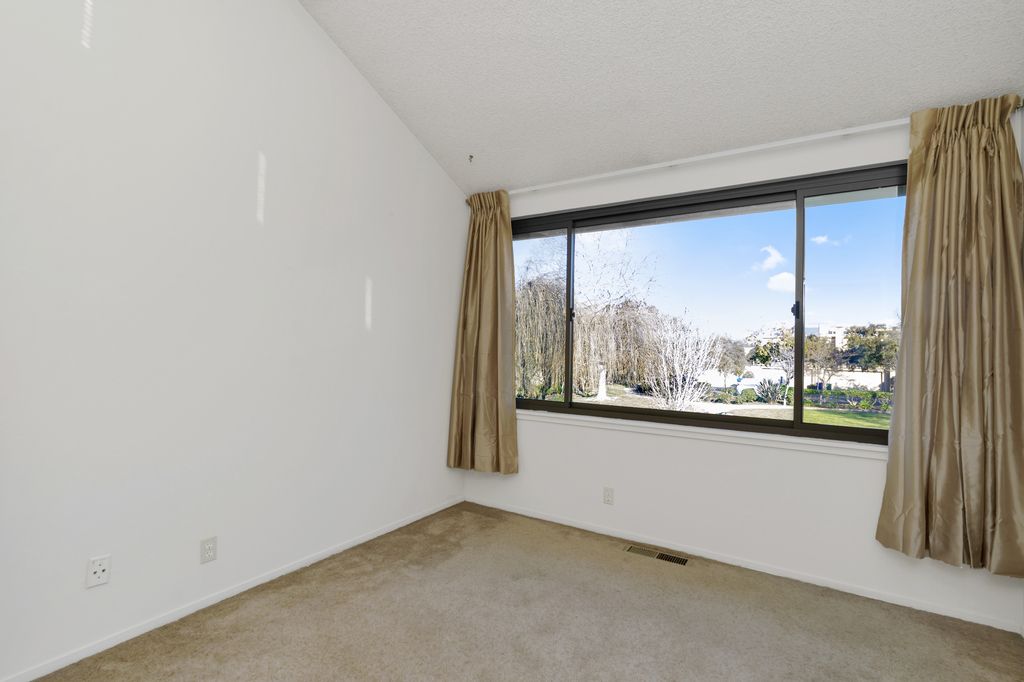 3343 Solomon Lane 